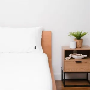 Jenny Mclean 400 Thread Count Pure Cotton Fitted Sheet (1 Left) by null, a Sheets for sale on Style Sourcebook